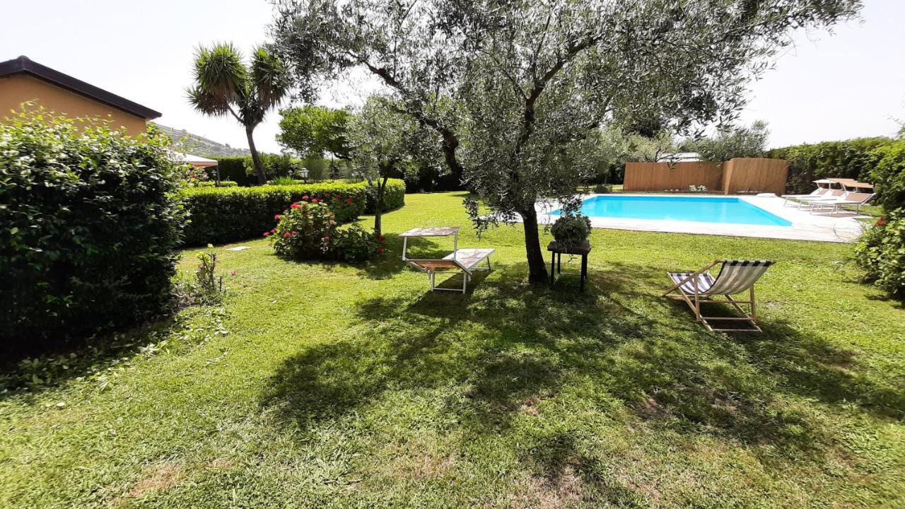 Casale Battaglini Bed and Breakfast Castelnuovo Cilento Exteriör bild