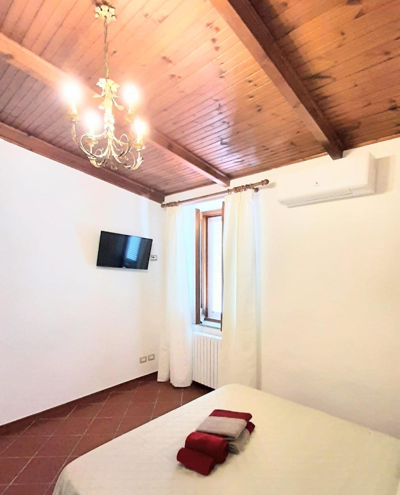 Casale Battaglini Bed and Breakfast Castelnuovo Cilento Exteriör bild